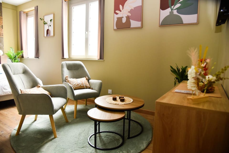 Seating area