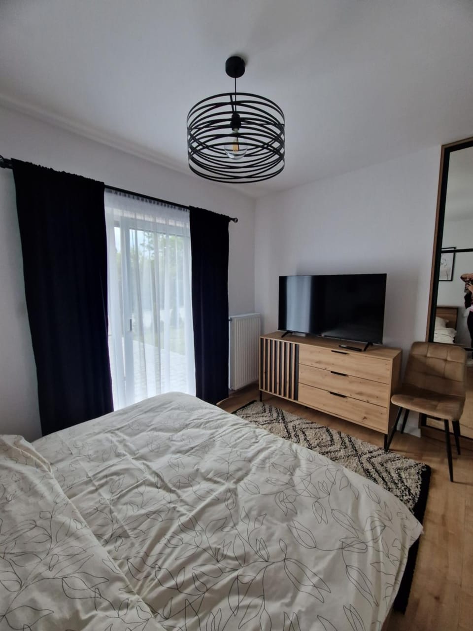 Aleja Ogrodowa z Jacuzzi Apartment in Lower Silesian Voivodeship