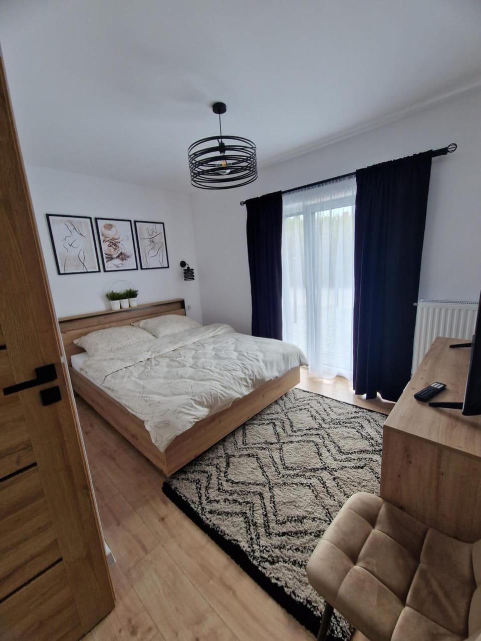 Aleja Ogrodowa z Jacuzzi Apartment in Lower Silesian Voivodeship