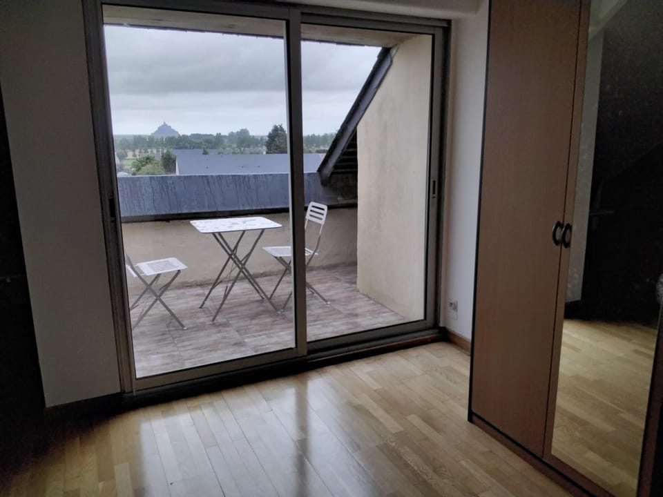 Gîte " Les Balcons du Mont " House in Normandy