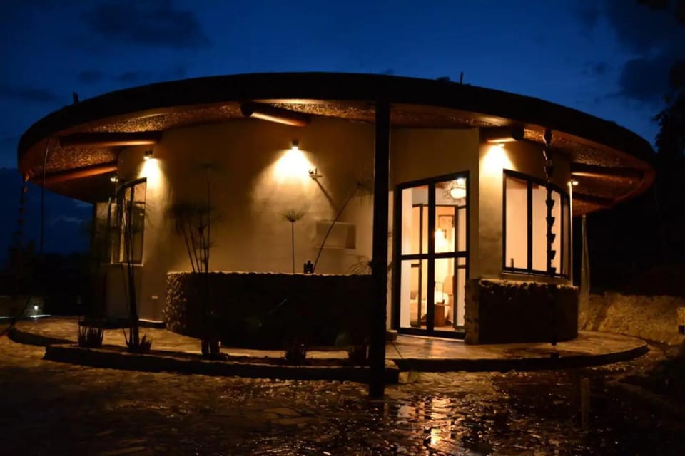 Small Round House with Living Roof House in Quindio, Colombia