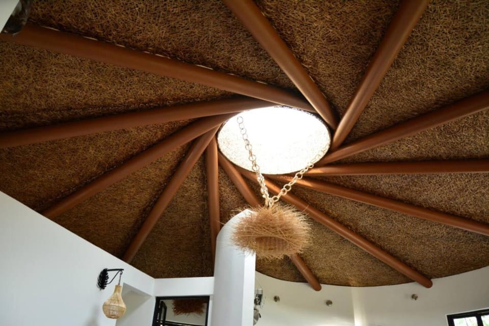 Small Round House with Living Roof House in Quindio, Colombia