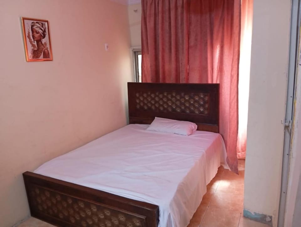 فندق التمساح Capsule hotel in Cairo