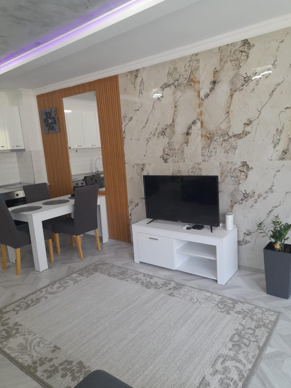 Апартамент АЗУРО БИЙЧ Несебър-Равда Apartment in Nessebar