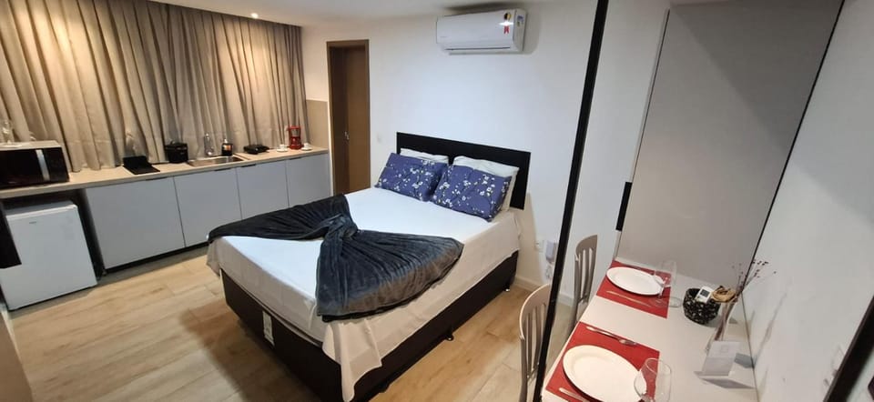 Dining area, minibar, air conditioner