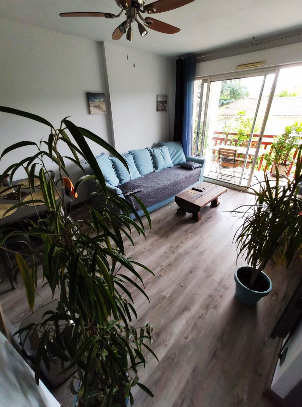 Meublé de tourisme 3 étoiles avec piscine, terrasse, vue sur les montagnes Apartment in Hendaye