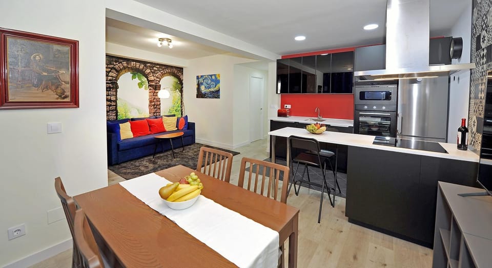 Apartamentos Megaleon Apartment in Segovia