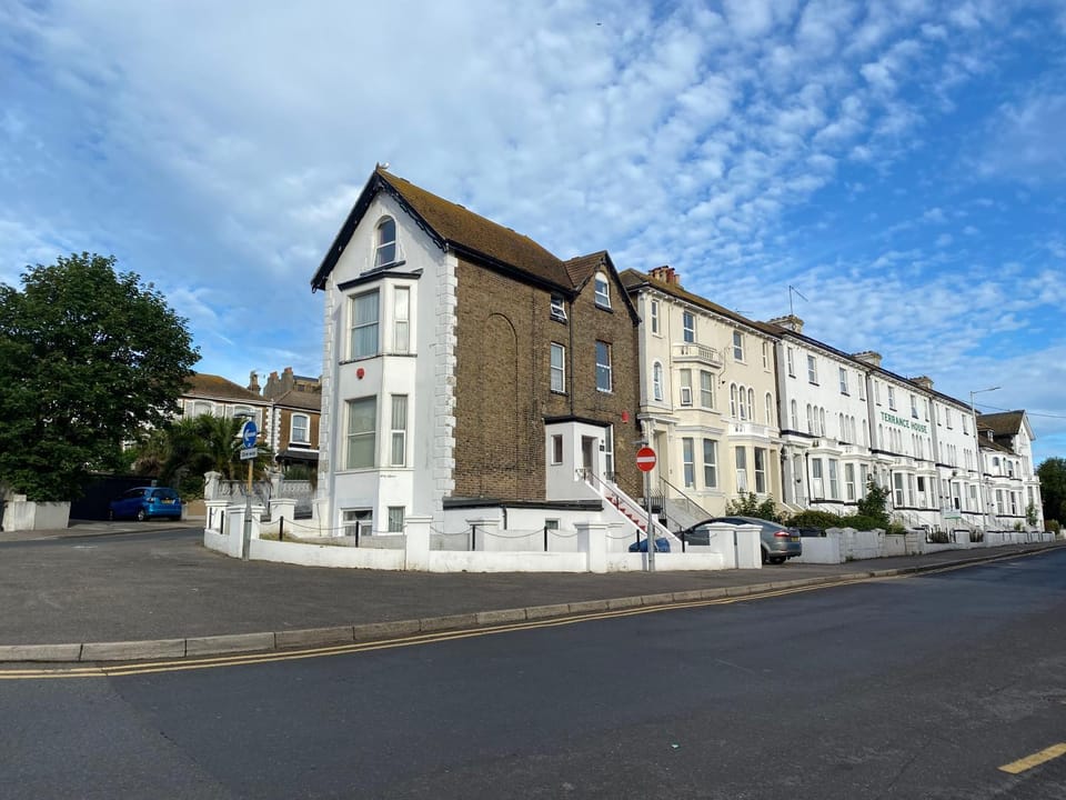Beach view apartments Apartment in Margate