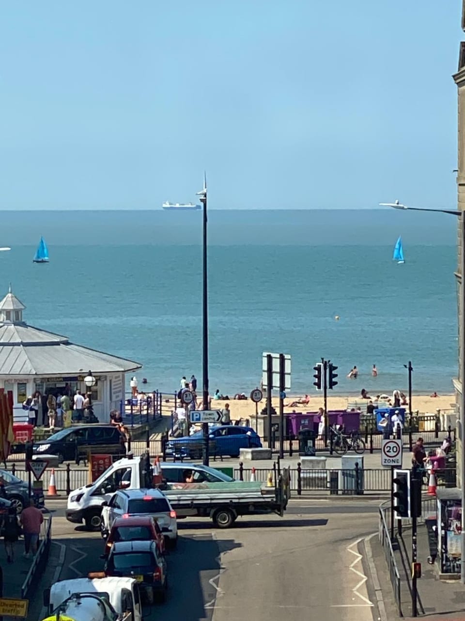 Beach view apartments Apartment in Margate