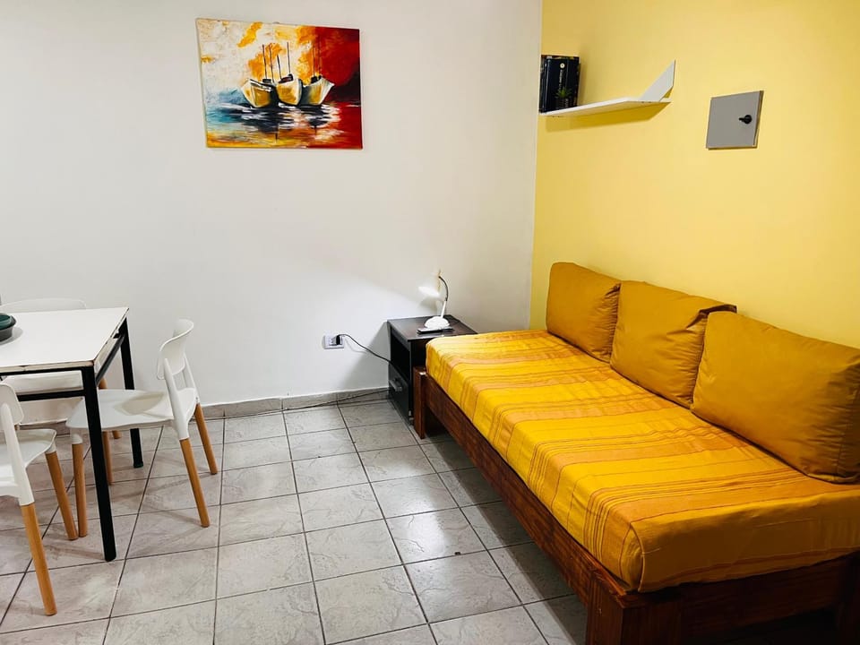 Depto Teresa en Zona Centro Para 4 Terraza Parrilla Apartment in Santiago del Estero