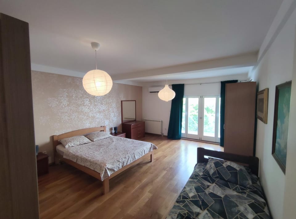 Fun and spacious apartment Apartment in Budva
