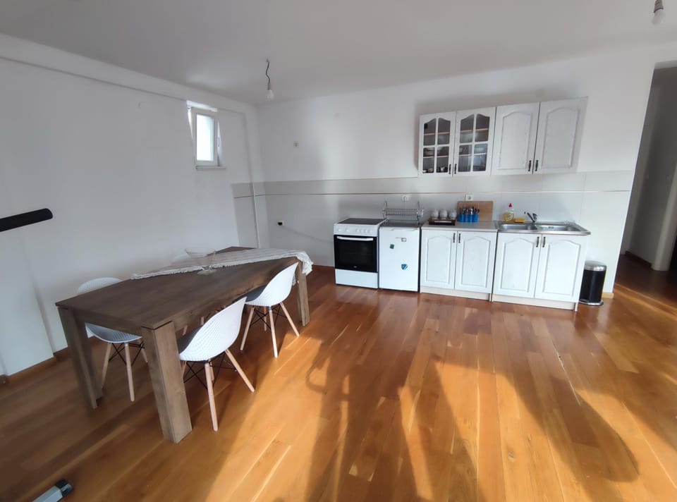 Fun and spacious apartment Apartment in Budva
