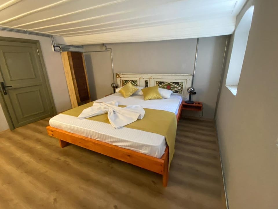 Latibule Macaron Guest House Bed and Breakfast in İzmir Province