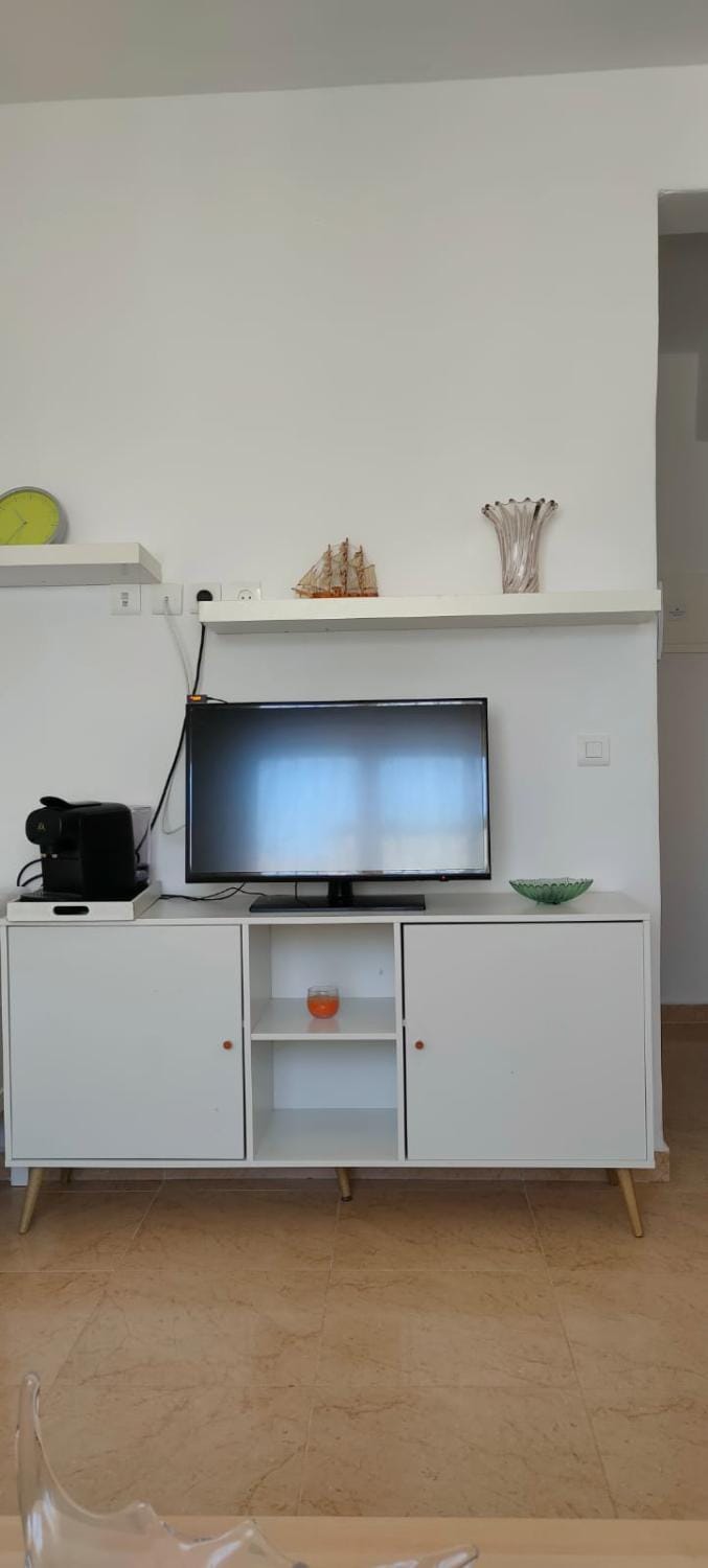 TV and multimedia, Coffee/tea facilities