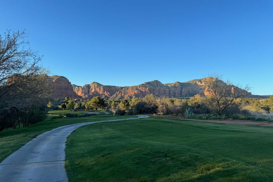 Sedona Condo on Golf Course w/ Pool Access! House in Village of Oak Creek