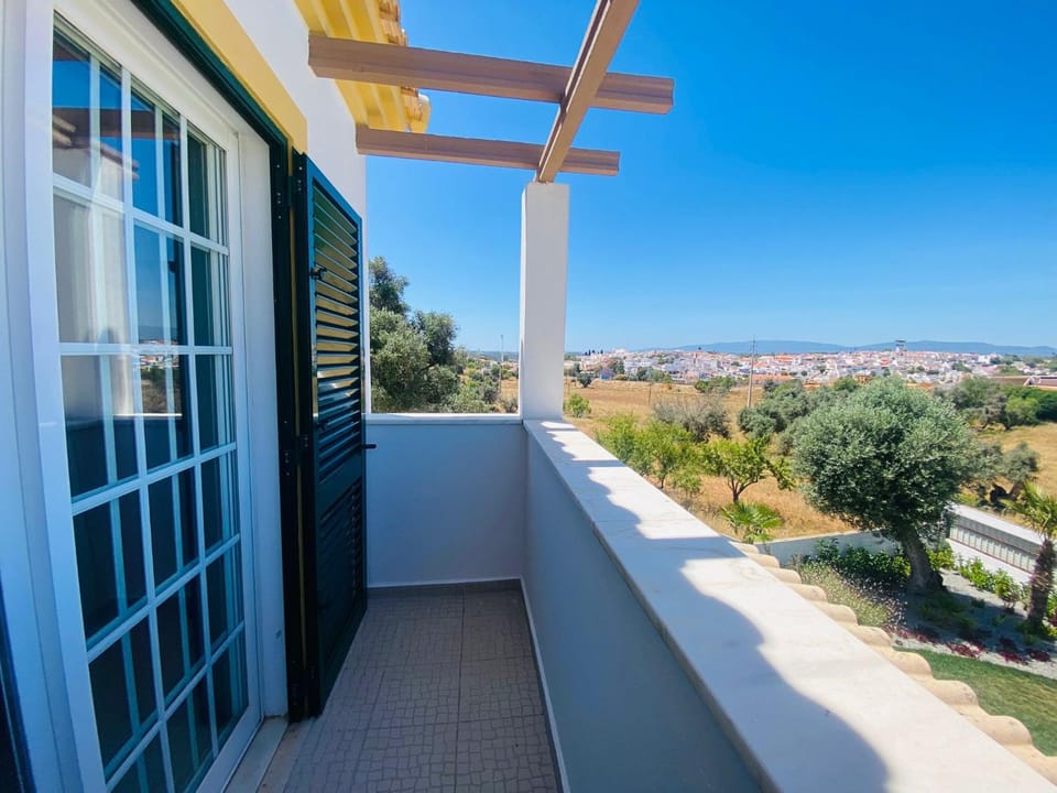 Day, Natural landscape, View (from property/room), Balcony/Terrace