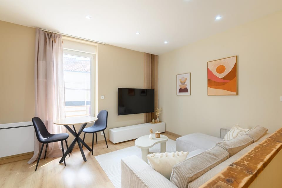 Les Pierres dorées - Moderne & Confort Apartment in Pays de la Loire
