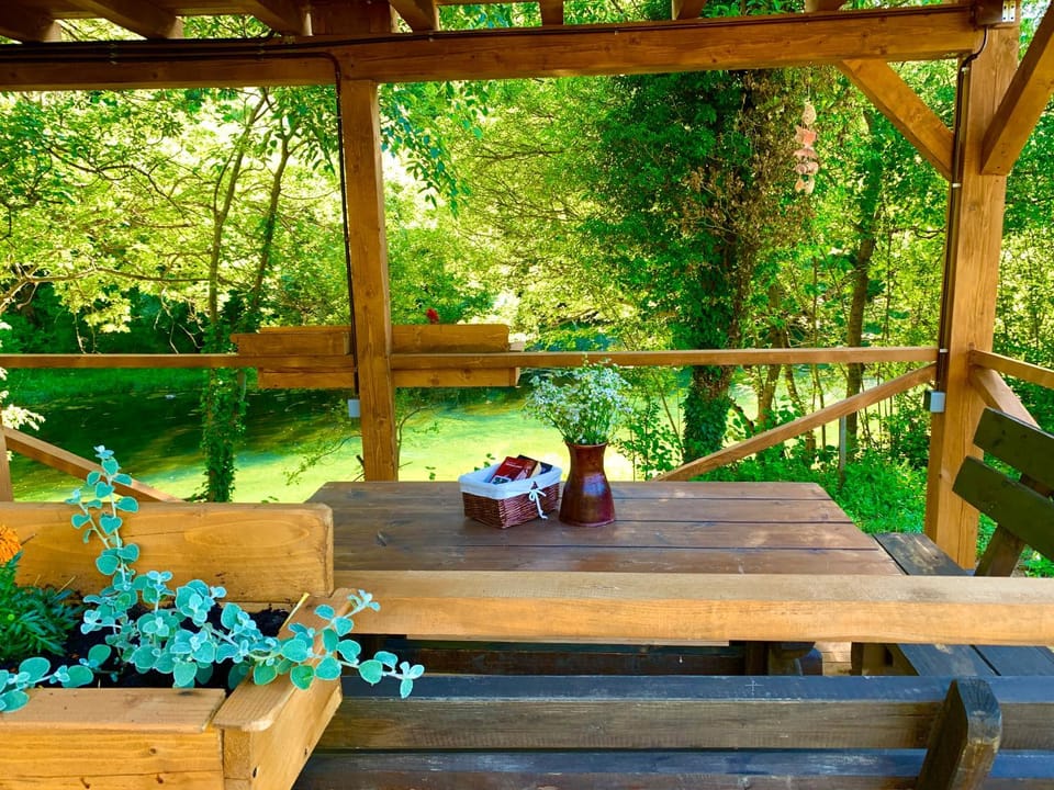 Patio, Natural landscape, View (from property/room), Balcony/Terrace