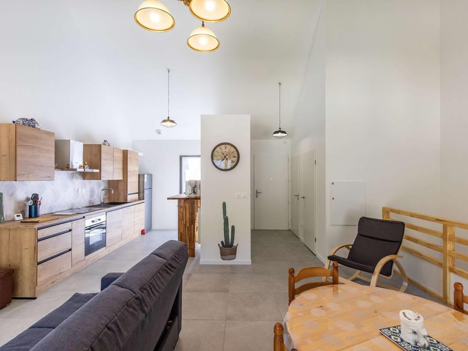 Lodge neuf avec 3 chambres, terrasse et parking, à 5 min du centre de Cauterets - FR-1-401-298 Apartment in Cauterets