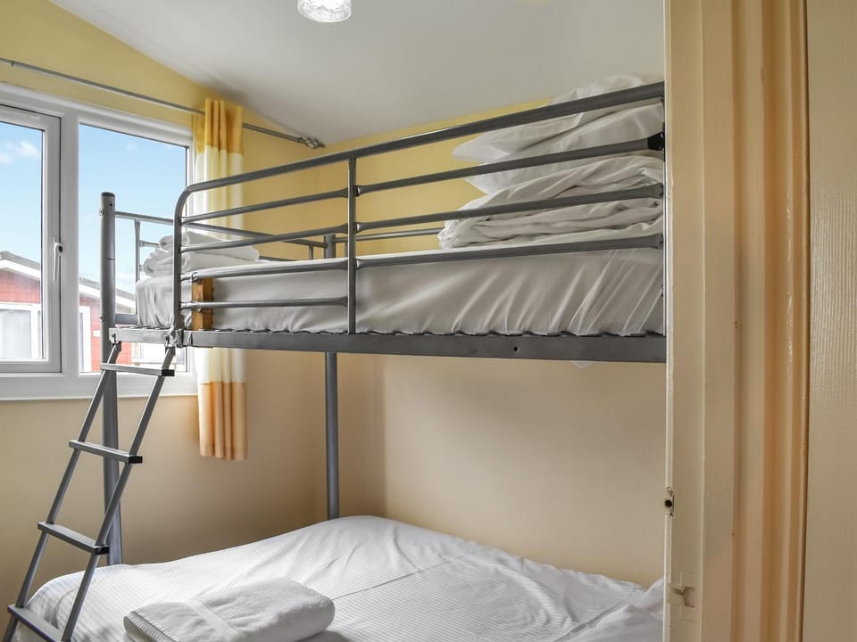 bunk bed