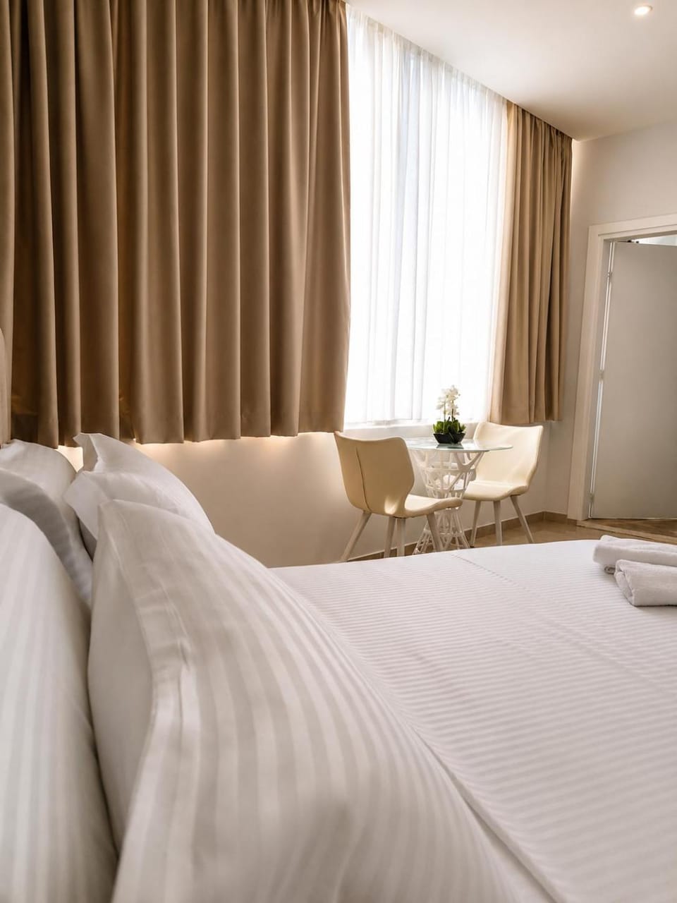 Alv Rent Rooms Bed and Breakfast in Vlorë