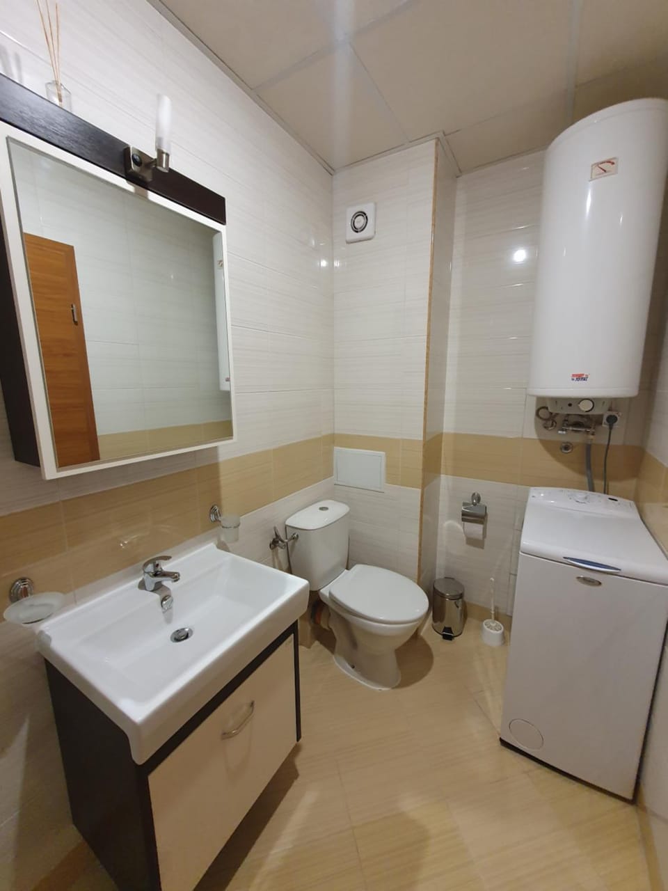 Toilet, washing machine