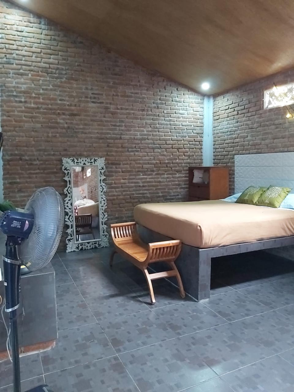 Quaint Cabin Walk to Batur Lake Cabin in Bali