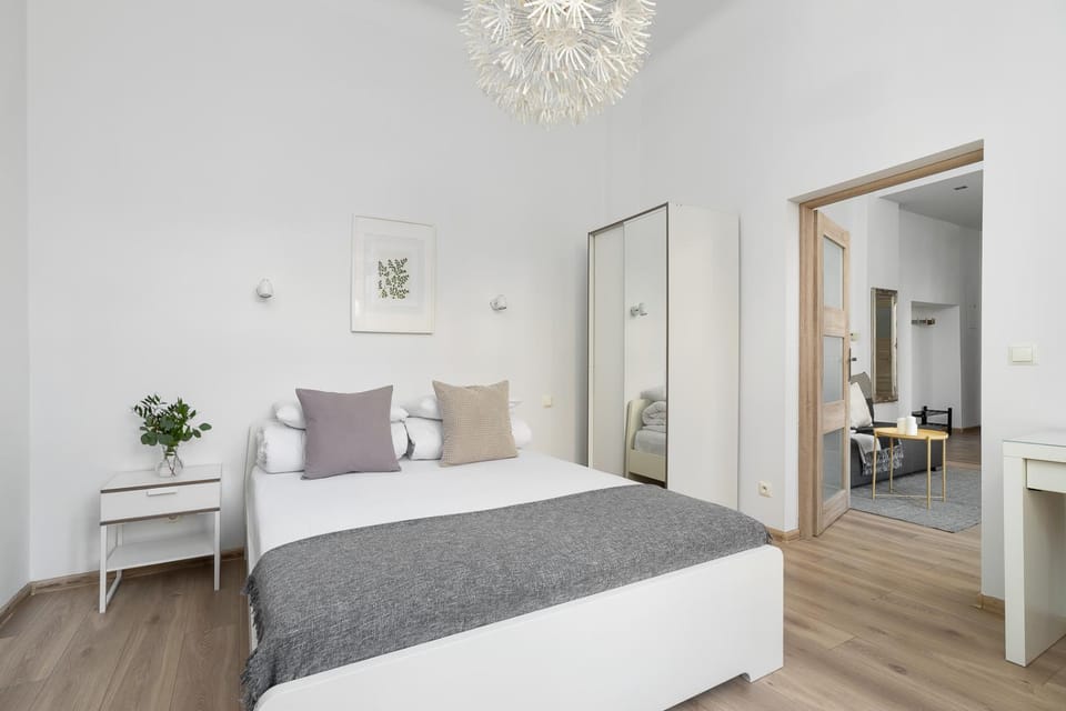 Bed, Photo of the whole room, Bedroom, wardrobe
