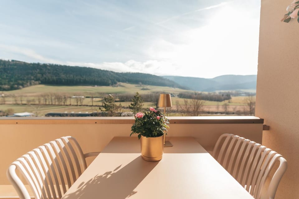 Natural landscape, Balcony/Terrace, Balcony/Terrace