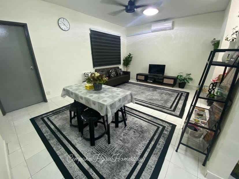 Seating area, Dining area