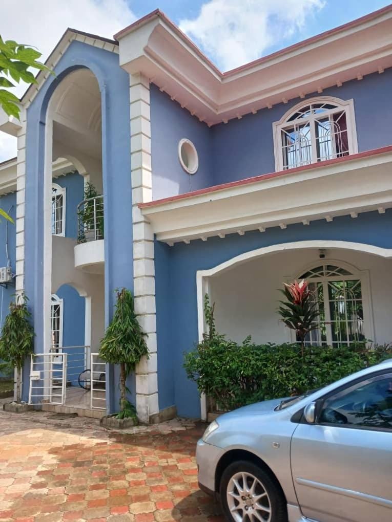 Property building, Parking