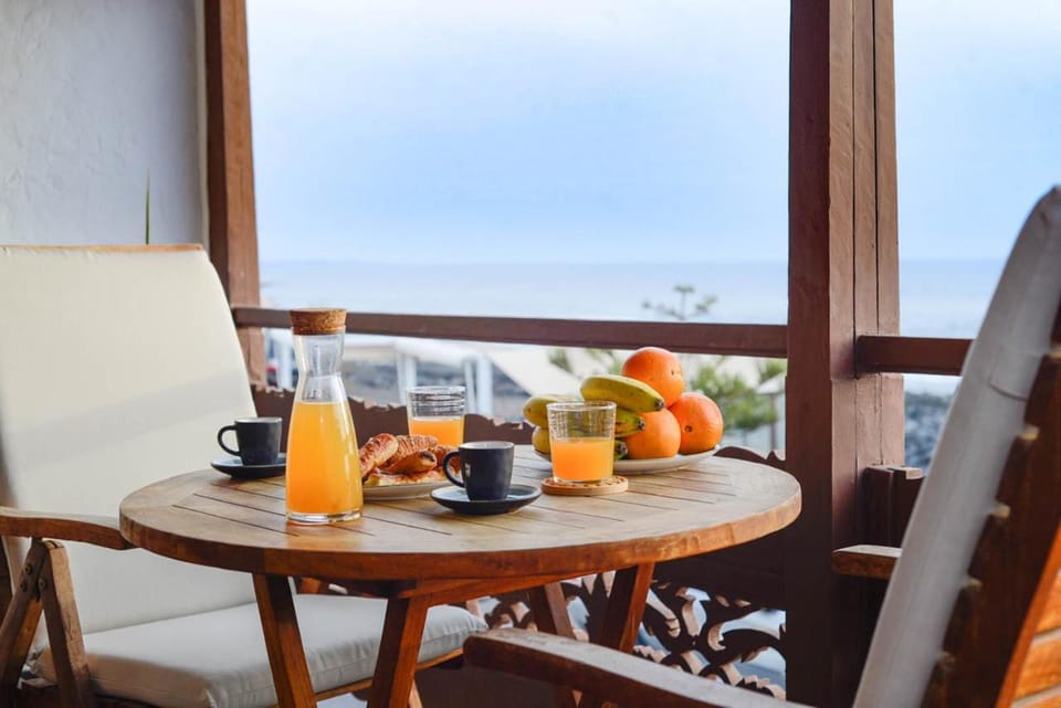 Buenavista Ocean Sunset House in Isla de Lanzarote