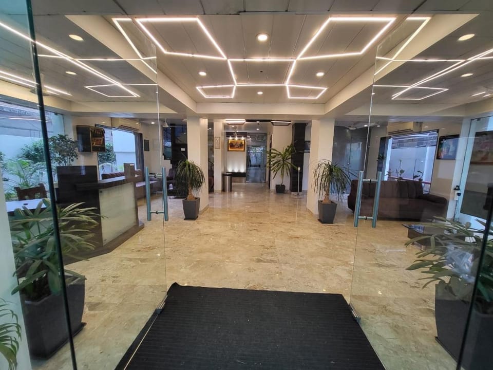 Facade/entrance, Lobby or reception
