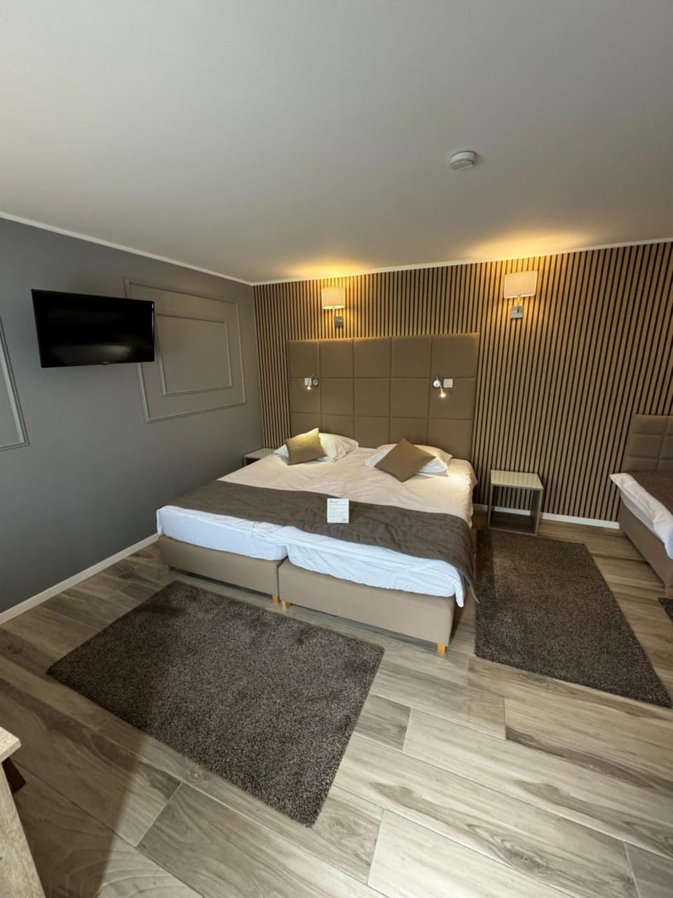 Hotel Pansion Strossmayer No 1 - breakfast included Bed and Breakfast in Croatia
