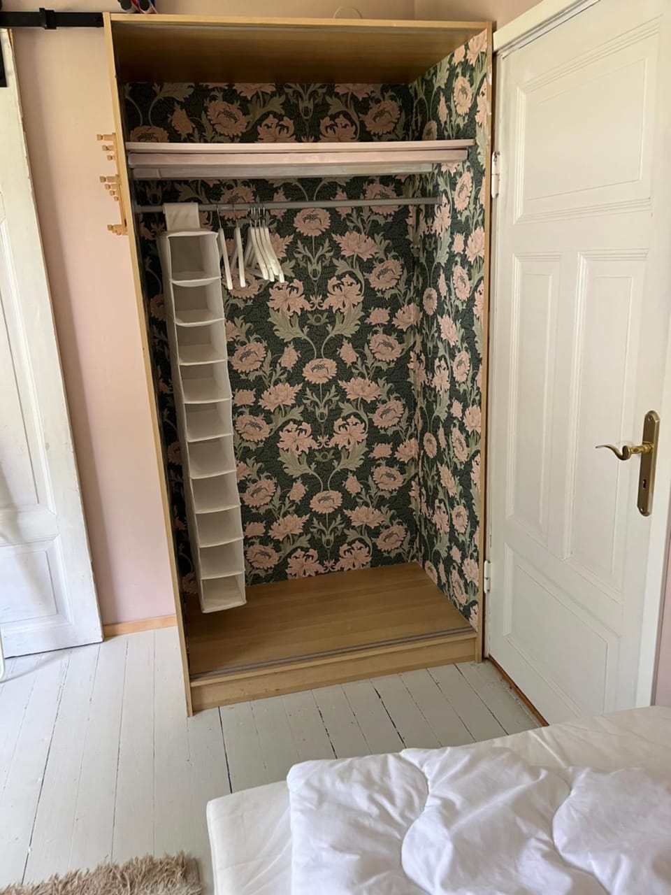 wardrobe