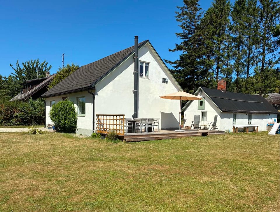 Property building, Garden view