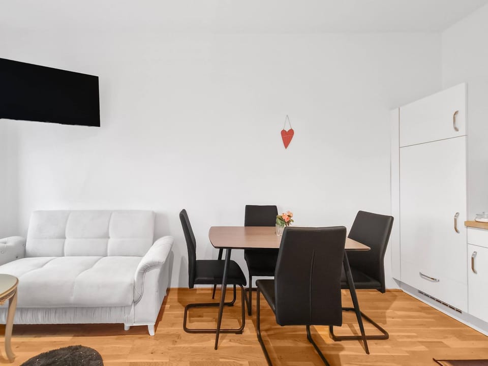 Vienna's First District Hideaway Apartment in Vienna