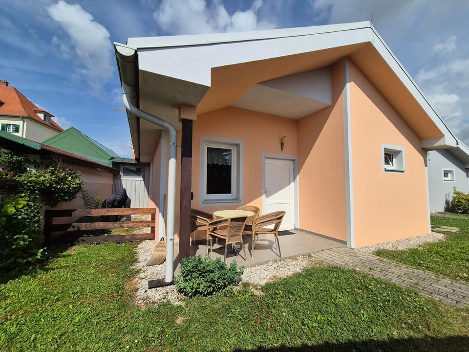 Bungalow Paradies - Nähe Sonnentherme House in Hungary