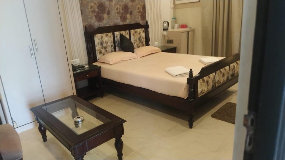 The Piku's Hotel in West Bengal