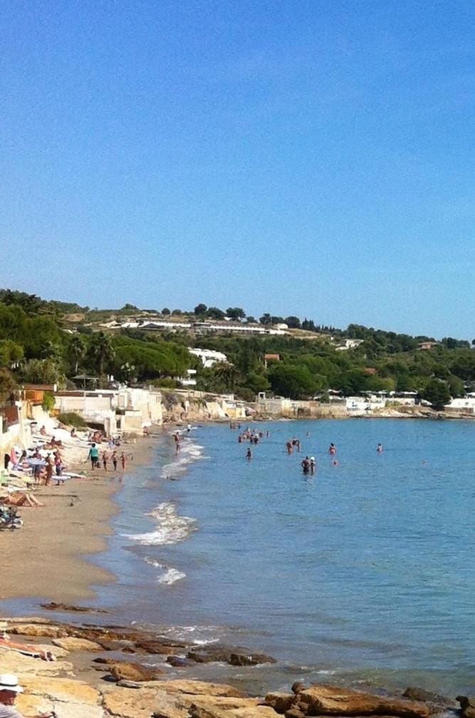 Location t2 vue magnifique sur la baie de La Ciotat Apartment in La Ciotat