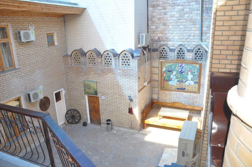 Гостевой дом Barakat Hostel in Europe
