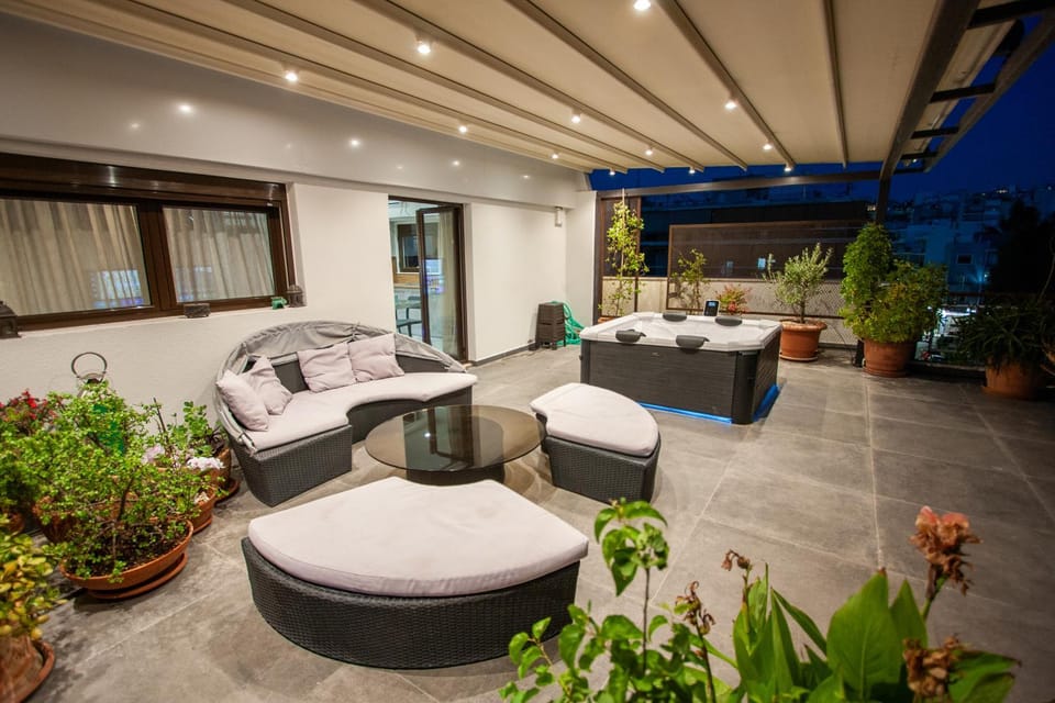 Patio, Seating area