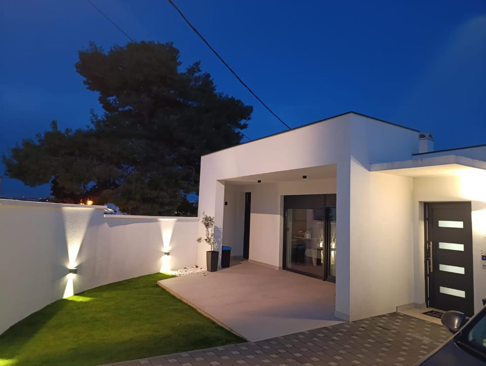 Property building, Patio