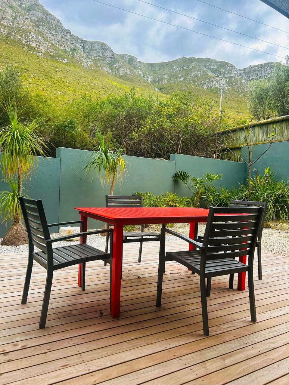 Patio, Day, Natural landscape, Dining area, Mountain view
