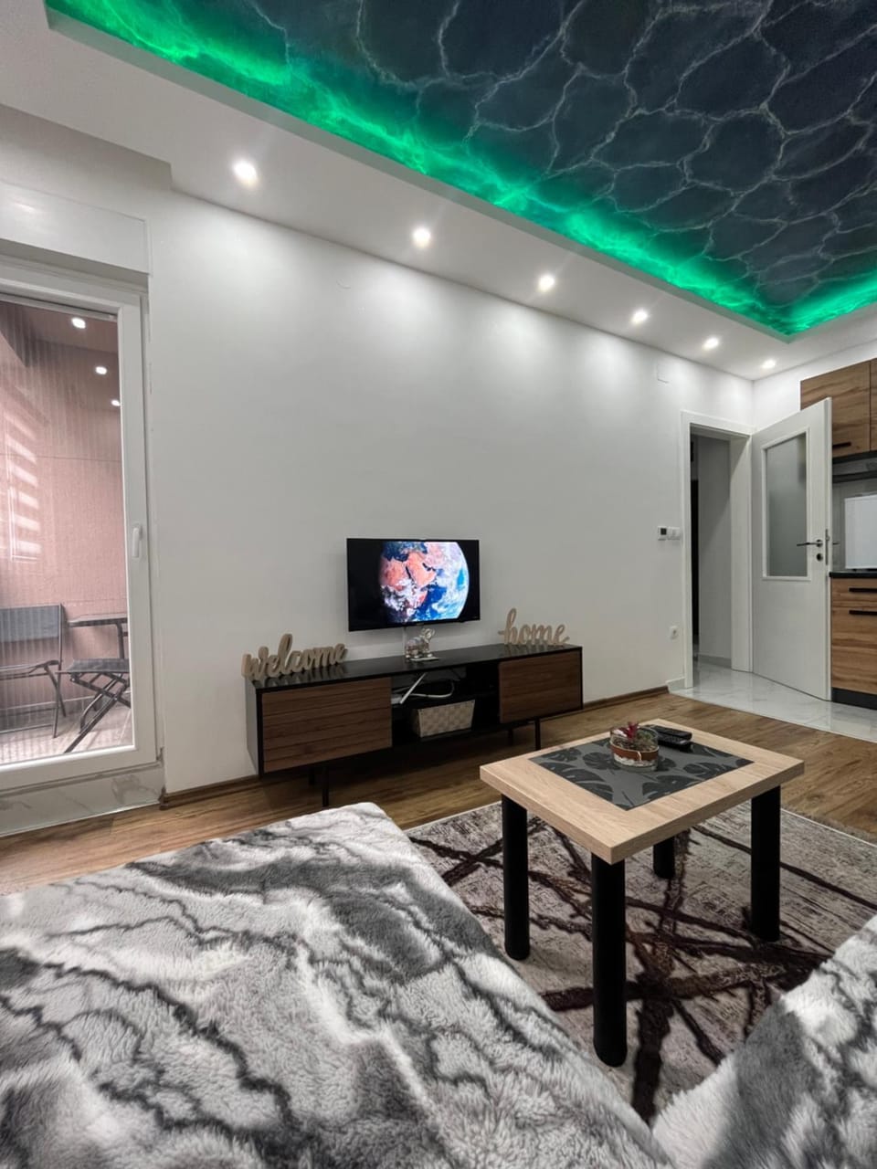 Living room, furniture, heating, internet