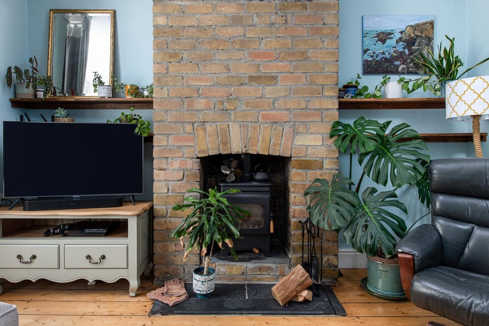 Communal lounge/ TV room, Living room