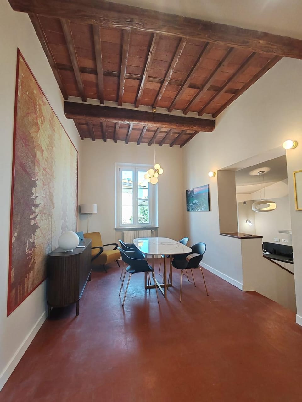 Kitchen or kitchenette, Living room, Seating area