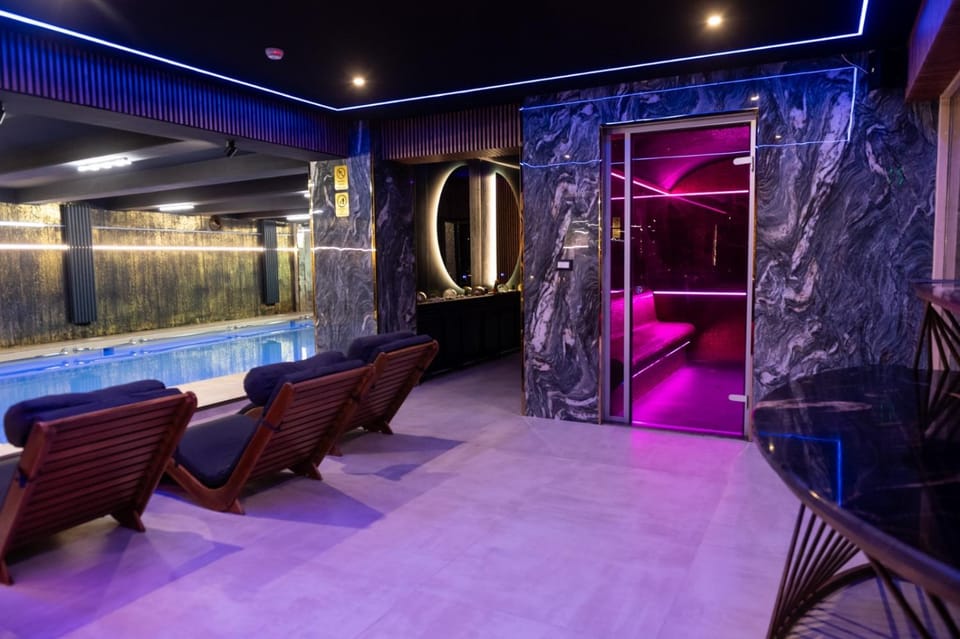 Uve Residence & Spa Apartment in Romania