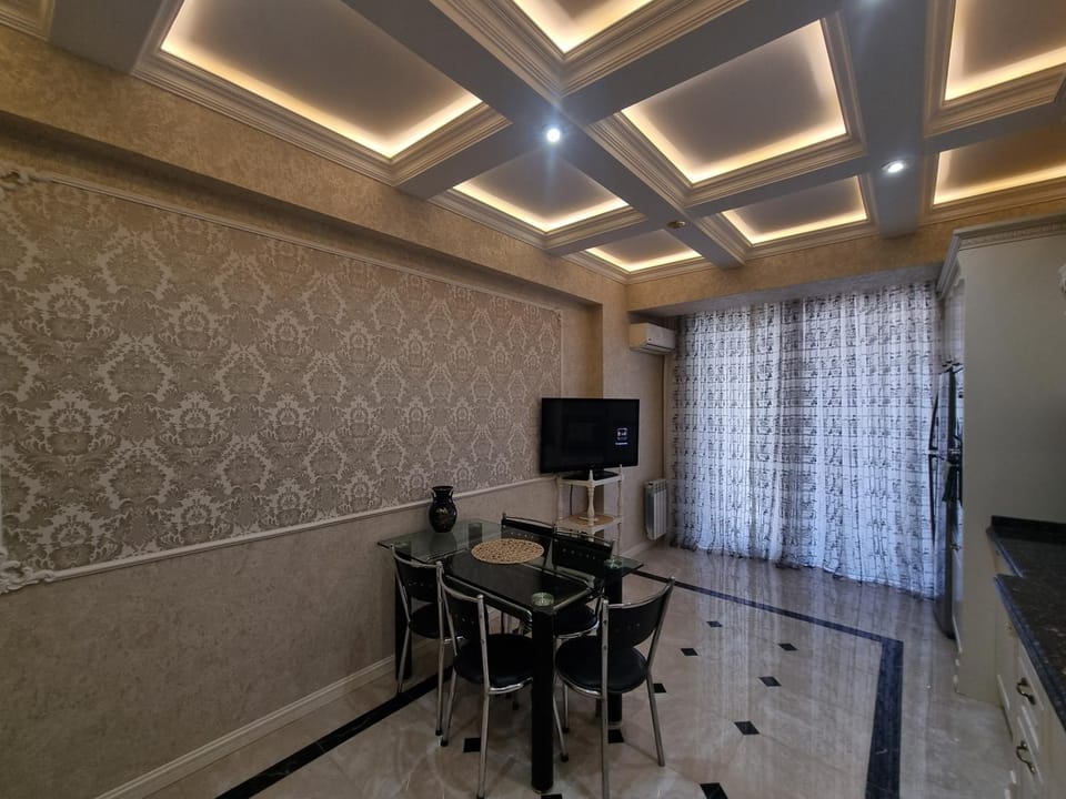 Communal lounge/ TV room, TV and multimedia, Seating area