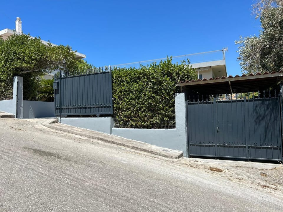 Billy & Andrianna Villa Lagonisi House in East Attica Regional Unit, Greece